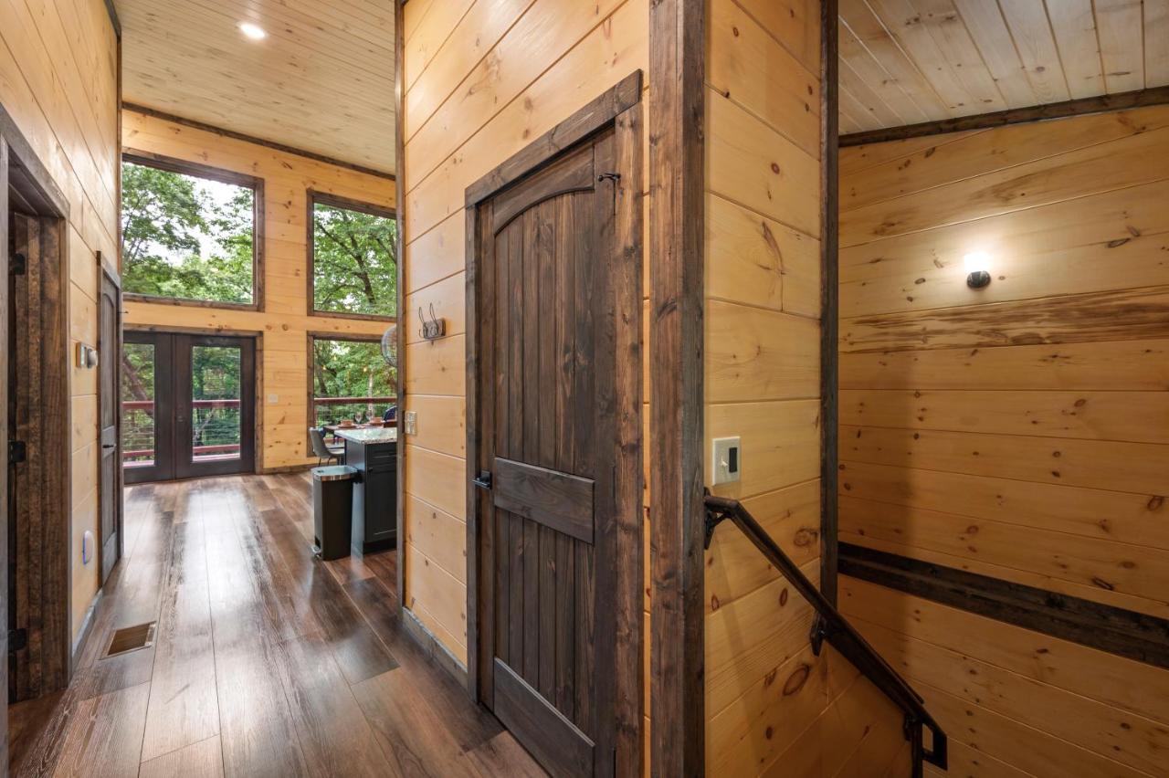 New Cozy Mountain Cabin Hot Tub Near Downtown Gatlinburg Eksteriør billede