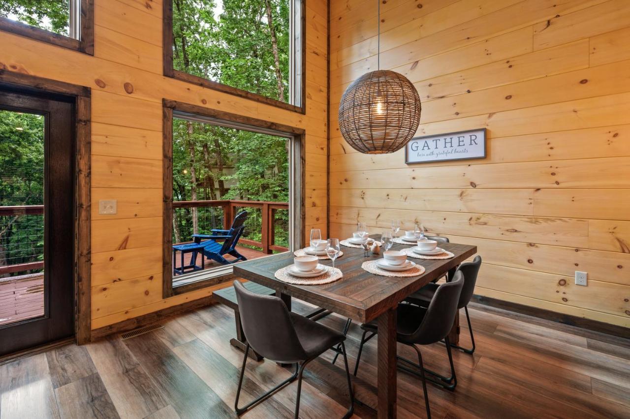New Cozy Mountain Cabin Hot Tub Near Downtown Gatlinburg Eksteriør billede