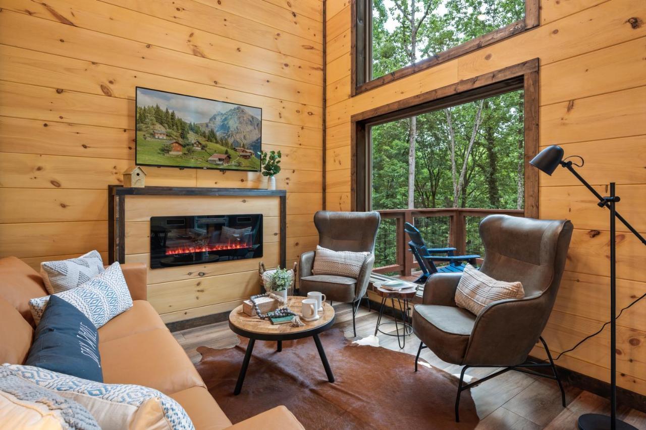 New Cozy Mountain Cabin Hot Tub Near Downtown Gatlinburg Eksteriør billede