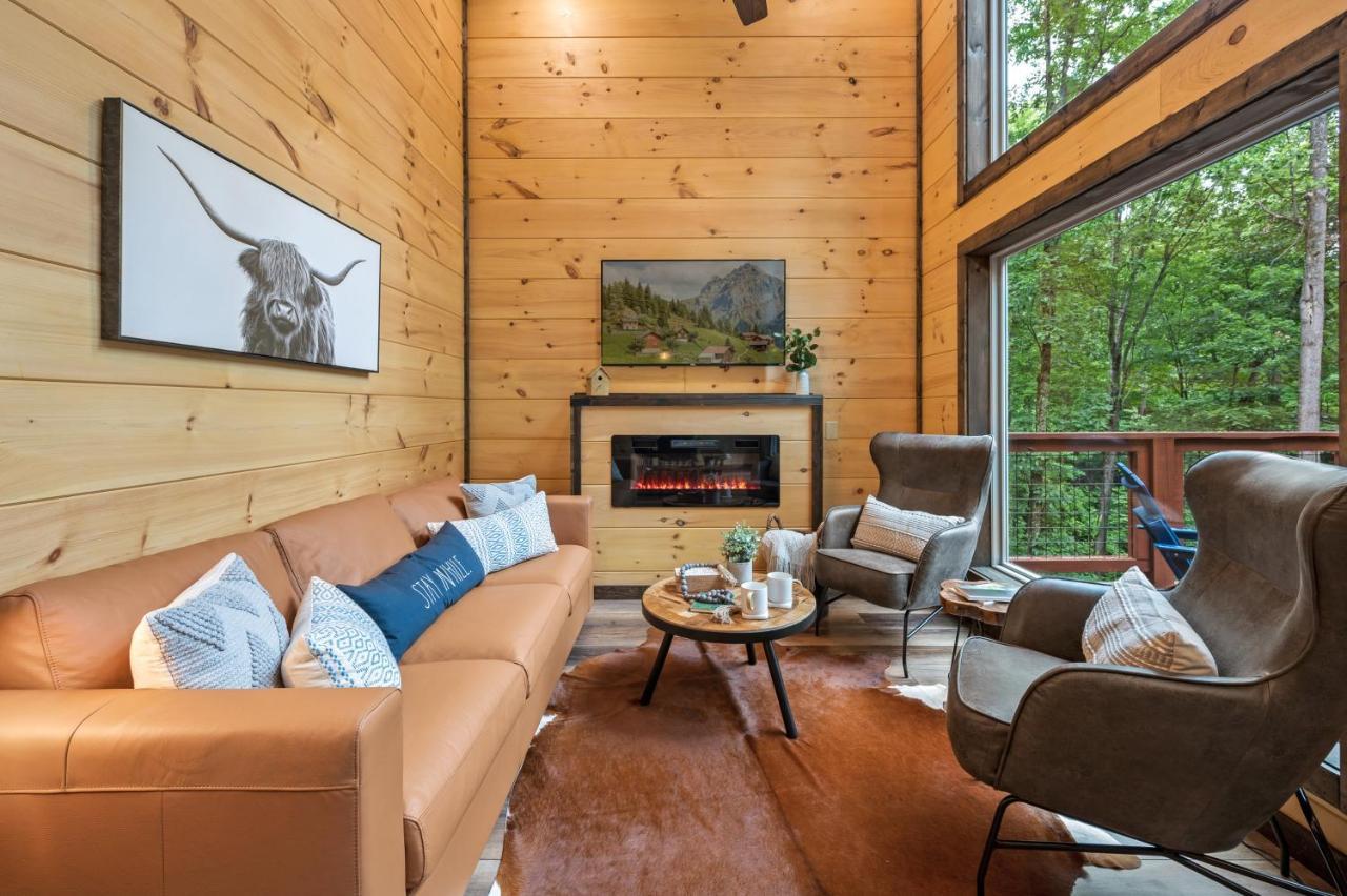 New Cozy Mountain Cabin Hot Tub Near Downtown Gatlinburg Eksteriør billede
